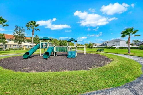 Lakeview Luxury Oasis photo 17