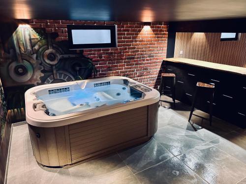 Gîte \"clé de la Baie\" avec jacuzzi jusqu'à 7 pers