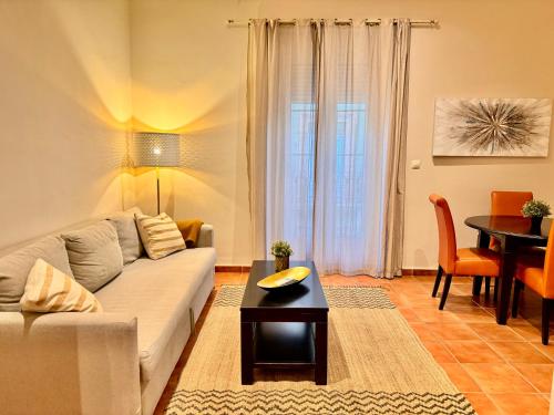 Modern duplex city center 2D2B