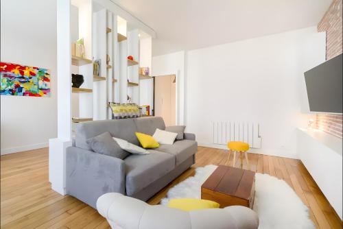 Appartement 2 pieces avec vue Tour Eiffel