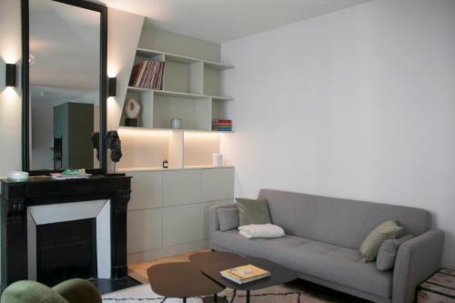 Charming 52 m renovated close to Montmartre