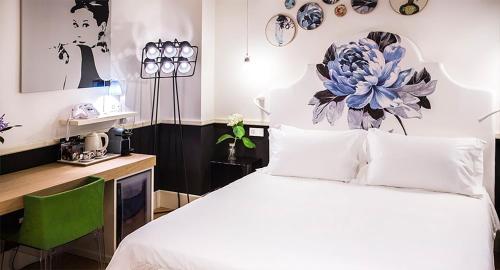 Postel nebo postele na pokoji v ubytování Cinque Rooms