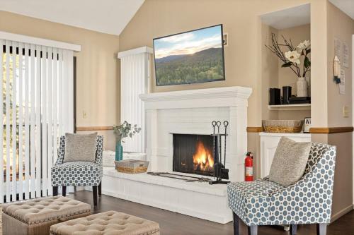 Village Condo condo – Photos 3