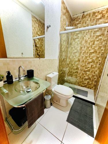 Bilik mandi di Casa Sossego e Aconchego