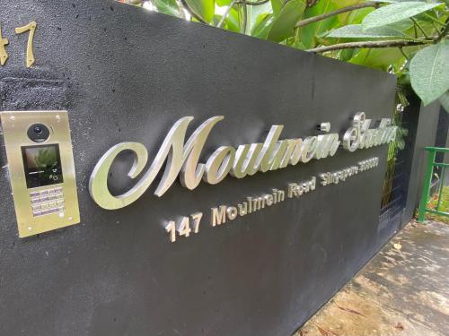 a sign for a mountain cities mountain resort at Moulmein Studios by K&C Serviced Apartment in Singapore