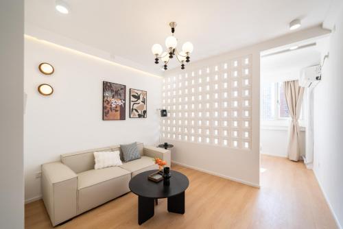 Posezení v ubytování Shanghai Yi Du B&B -150m from Jiashan Rd Metro Exit 5 - Credit Cards Accepted