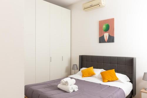 ArtStay - Exclusive Apt, Free Parking, Metro, Tram