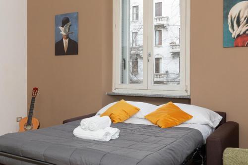 ArtStay - Exclusive Apt, Free Parking, Metro, Tram