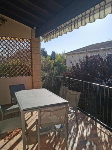 Ramadier 3 chambres climatisation 10 mn à vélo du cœur historique de la ville quartier facile à vivre