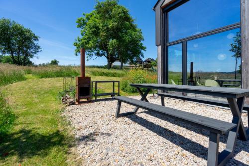 Arduenna Silva ecologic designer houseにある庭