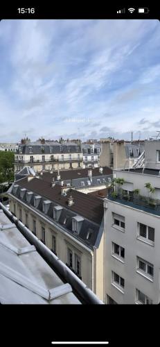MyNestParis 2-BR in Center , Air Conditioner , Elevator, Free Parking