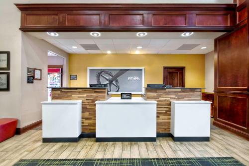 Hampton Inn & Suites Jackson – Photos 3