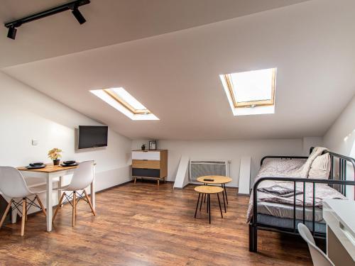 Lion's Bridge Haven - Sofia Central Studio