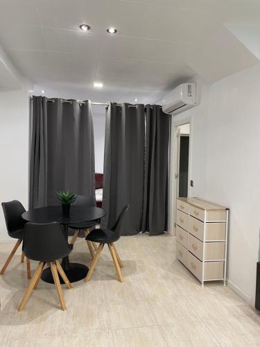 STUDIO ROSES PLAGE