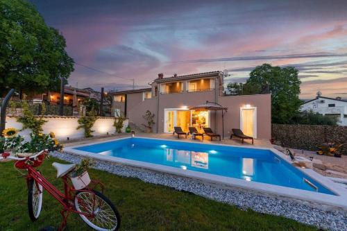 Villa Corinna by Briskva