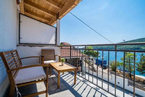 Gallery image of Mata Family Apartments in Molunat