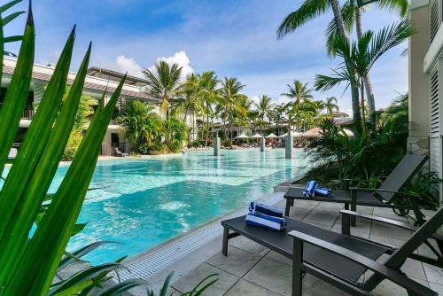 Piscina en o cerca de 'Aqua Oasis' Swim-out Resort Sanctuary