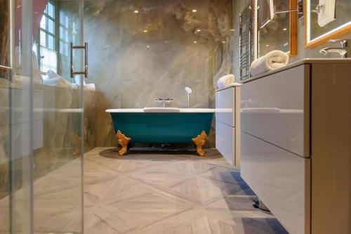 Un baño de Château de Courcelles - Relais & Châteaux