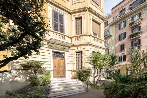 Vatican Apartment Borgo Pio