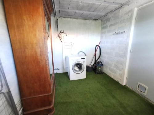 Millerand maison climatisation 3 chambres jardin et stationnement proche intra muros
