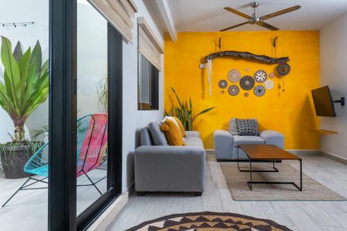 Ruang duduk di Opal Suites Apartments