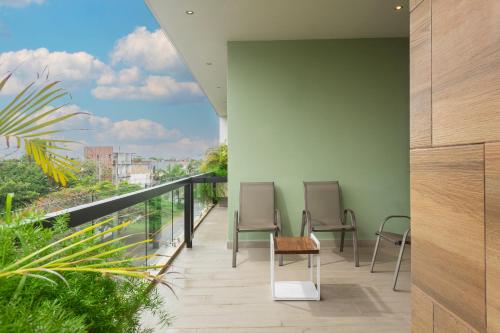 Balkoni atau teres di Opal Suites Apartments