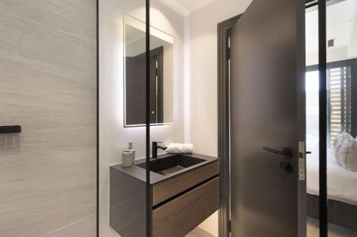 Ένα μπάνιο στο Portswood 103 by Host Agents