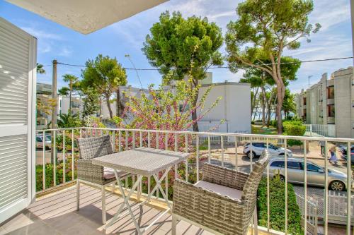 Assimetric by Rentallorca