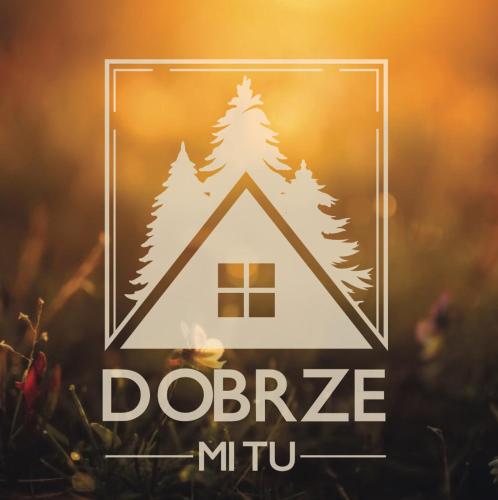 Dobrze Mi Tu-KIKITYに飾ってある許可証、賞状、看板またはその他の書類