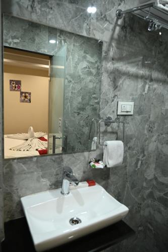 Un baño de Hotel Trax International