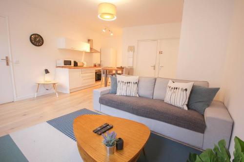 Equipped apartment premium location