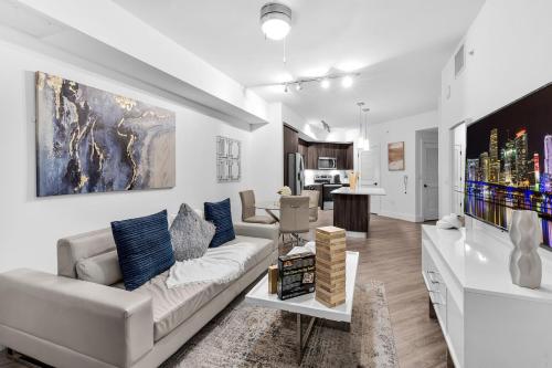 Kuchyň nebo kuchyňský kout v ubytování Modern 1 Bed in Downtown Doral With Free Parking