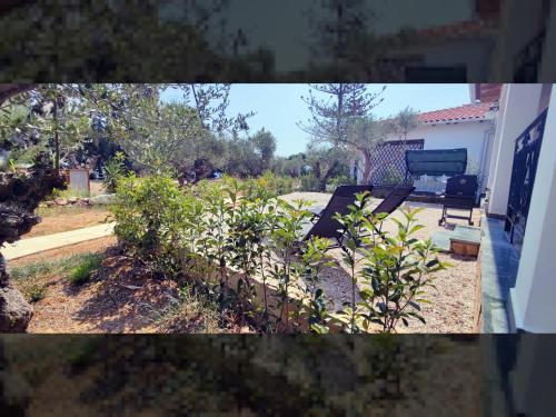 Gallery image of ArokariApartments in Koroni
