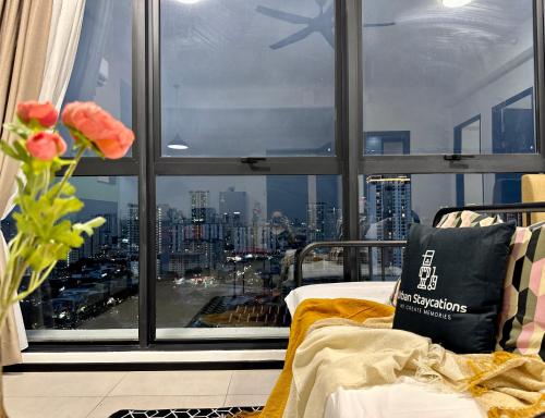 Ruang duduk di New 2BR OR 3BR Serenity Homestay at Urban Suite by URBAN STAYCATIONS LOD