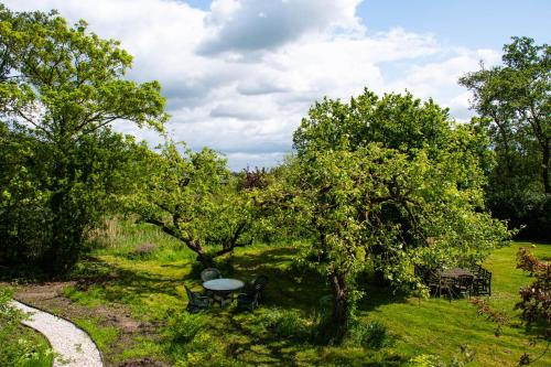 Un paisaje natural cerca de la villa