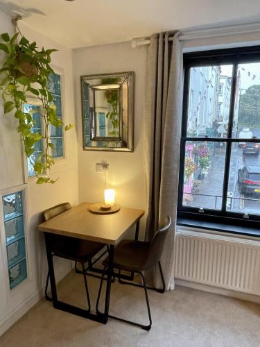 Cosy Oasis in the Heart of Clifton Village photo 12