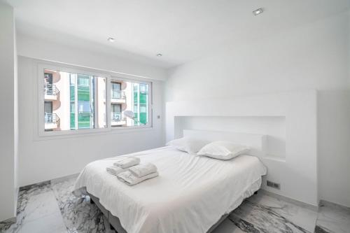 Beautiful 3 bedroom close to the Martinez
