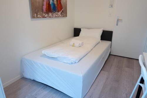 Cozy Urban Studio in the City BE-47