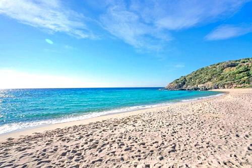 Beach sa o malapit sa holiday home