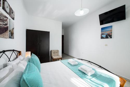 Φωτογραφία από το άλμπουμ του Kentrikon Rooms στα Λιμενάρια