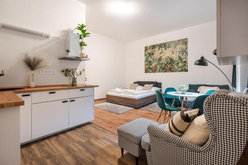 D68 - Downtown Cozy Suite - Best Location by BQA