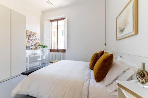Modern art apartment - Art pieces & eclectic deco