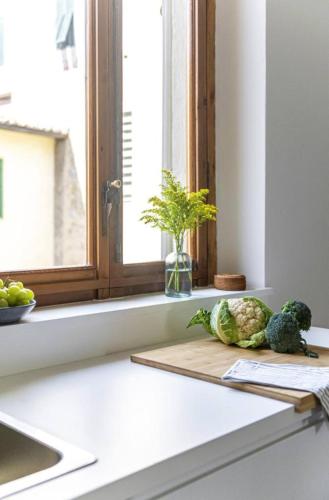 Modern art apartment - Art pieces & eclectic deco