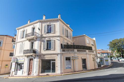 77 Avenue de Grasse