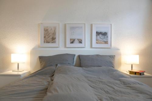 Postel nebo postele na pokoji v ubytování I Innenstadt I King-Size-Bett I