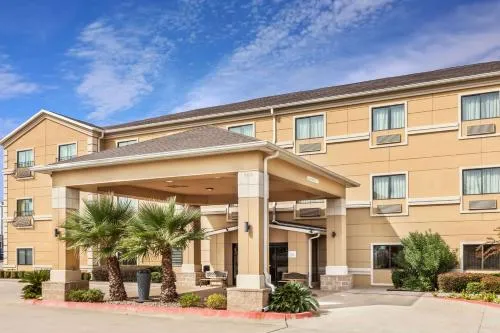 Grander Inn & Suites by IHG in Tyler