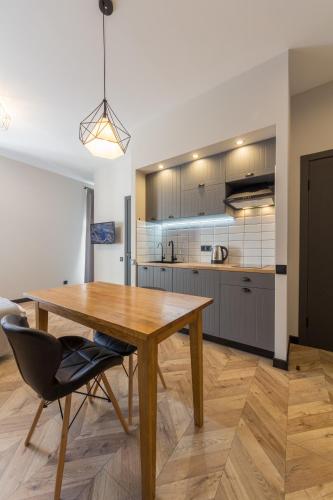 Una cocina o cocineta en Self Check-in Apartments Maidan Area