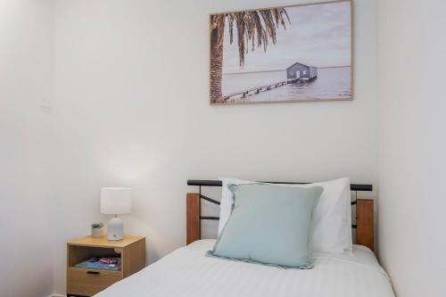 Katil atau katil-katil dalam bilik di Modern and Scenic Valley Escape