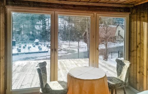 Φωτογραφία από το άλμπουμ του 4 Bedroom Gorgeous Home In Kamianna σε Kamianna