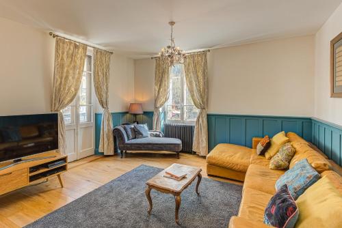 Apartment Aiguille du Midi Central Chamonix - Alpes Travel - Sleeps 6